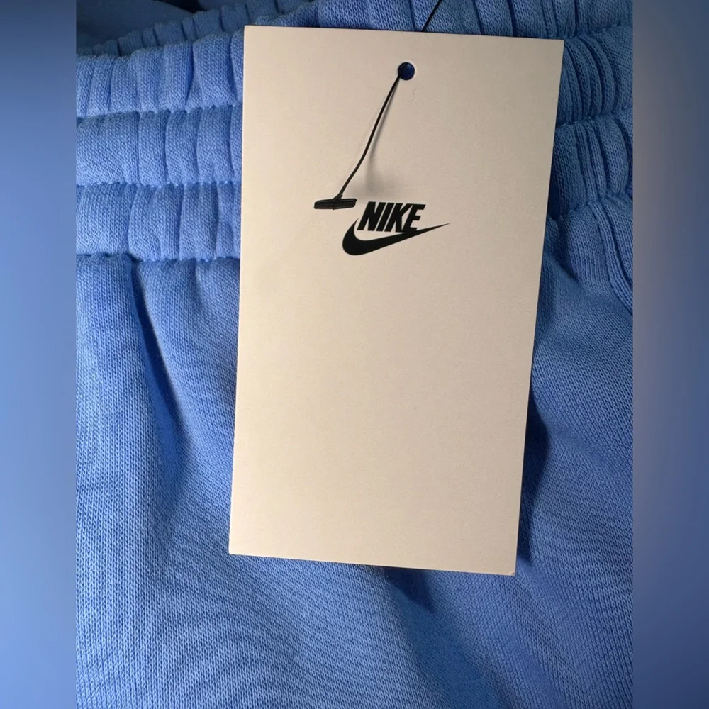 NWT Nike Kids Loose Fit Light Blue Sweatpants Jogget Pants‎ Fleece Warm Comfy
